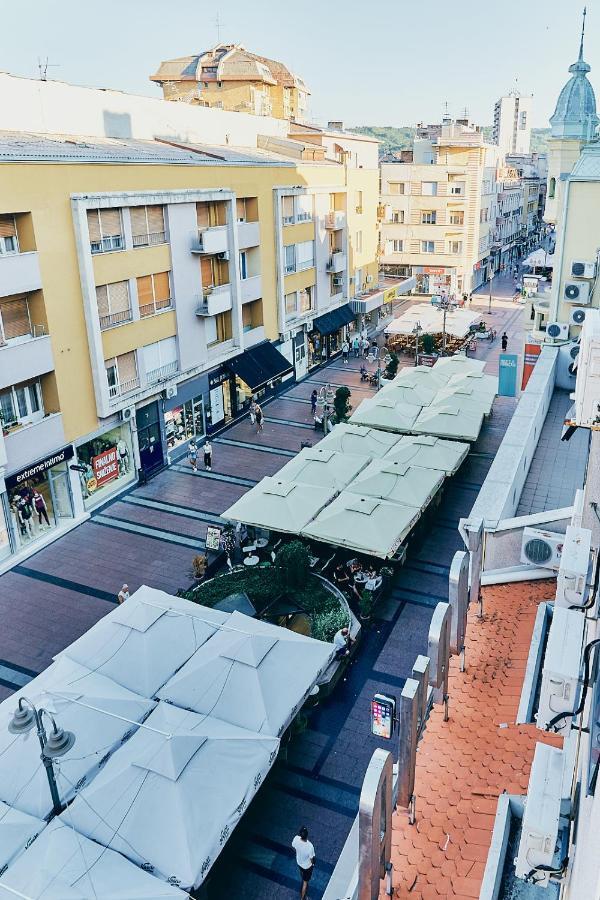 Cubic Central Lux Ni Extérieur photo